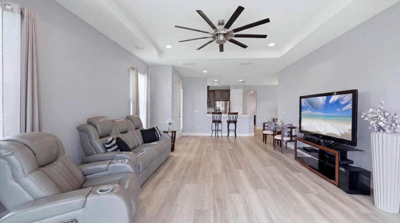 10103 Saint Francis Terrace, Palmetto, FL 34221 Photo