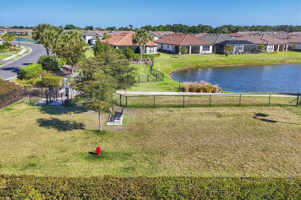 10103 Saint Francis Terrace, Palmetto, FL 34221 Photo