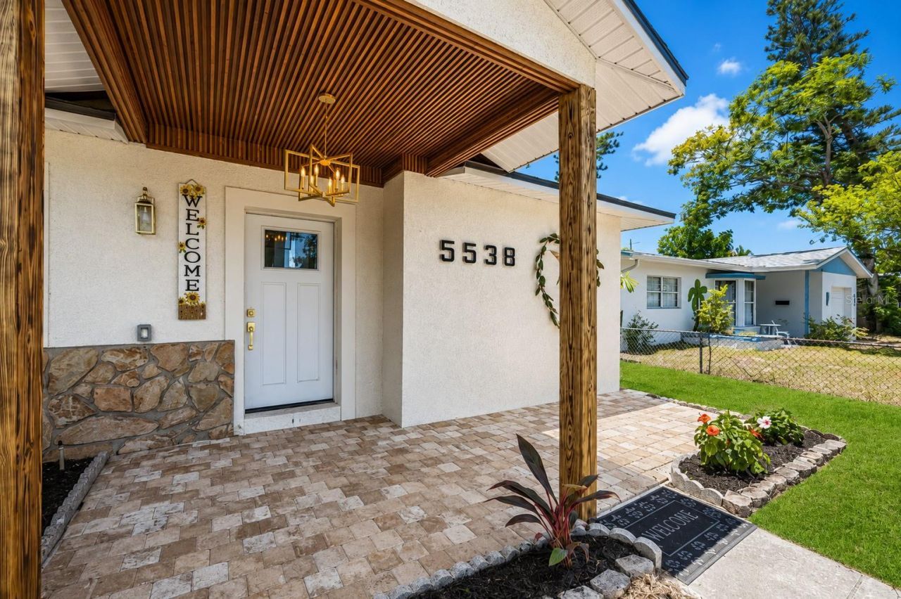 5538 6th Avenue N, Saint Petersburg, FL 33710 Photo