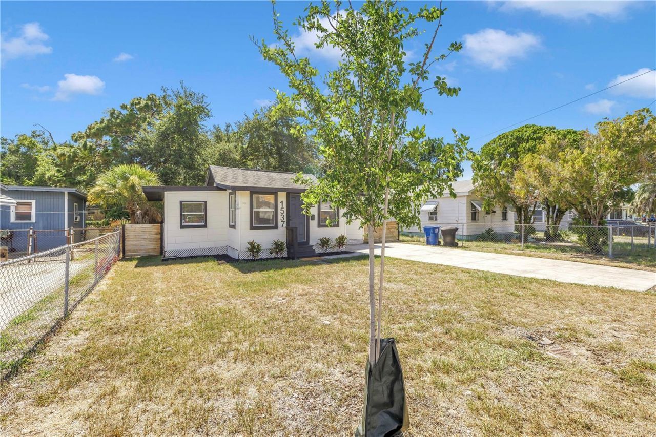 1537 39th Street S, Saint Petersburg, FL 33711 Photo