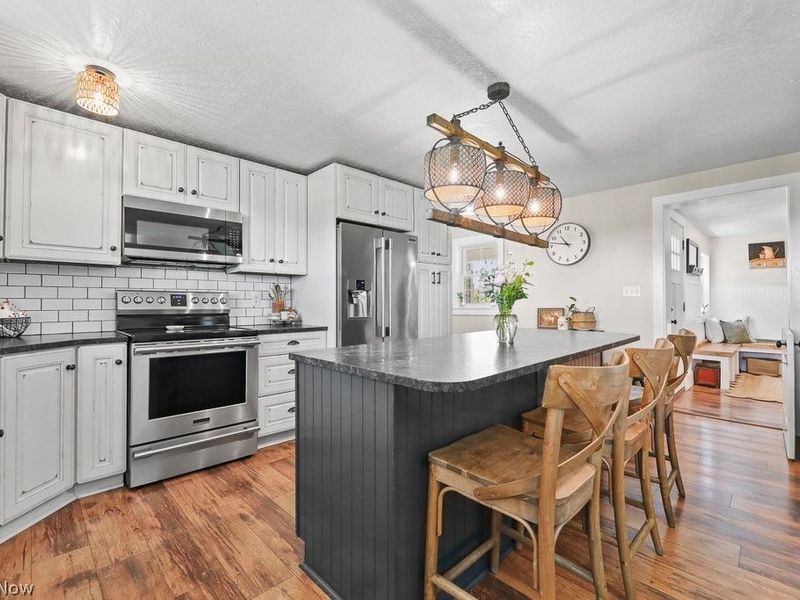 11925 Lippincott Road, East Rochester, OH 44625 Photo 6