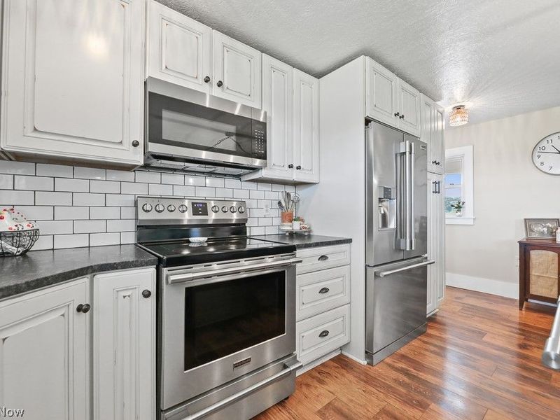 11925 Lippincott Road, East Rochester, OH 44625 Photo 9