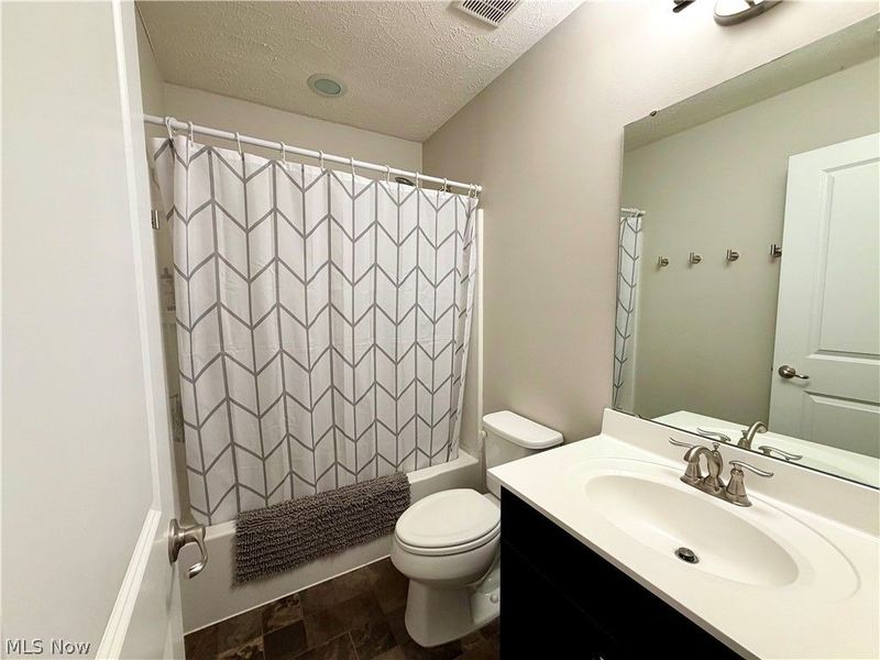 9901 Gabriels Way, Mentor, OH 44060 Photo 32