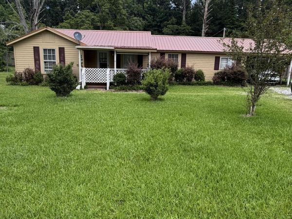 401 Tschudi Road, Amory, MS 38821