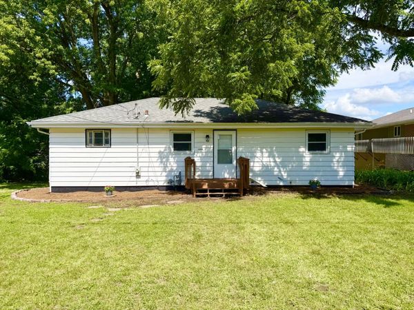 10910 Ventura Boulevard , Machesney Park, IL 61115