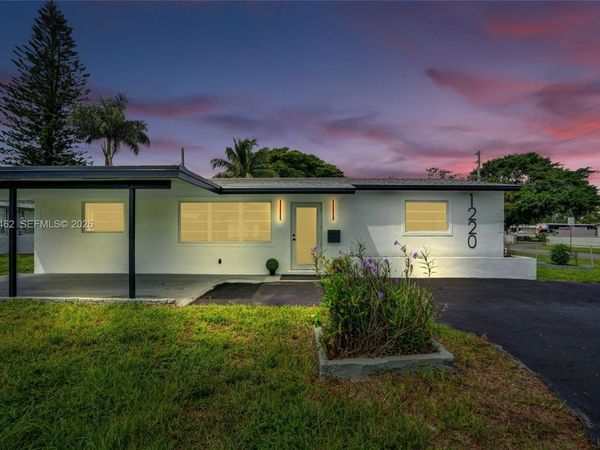 1220 NE 8 St , Pompano Beach, FL 33060