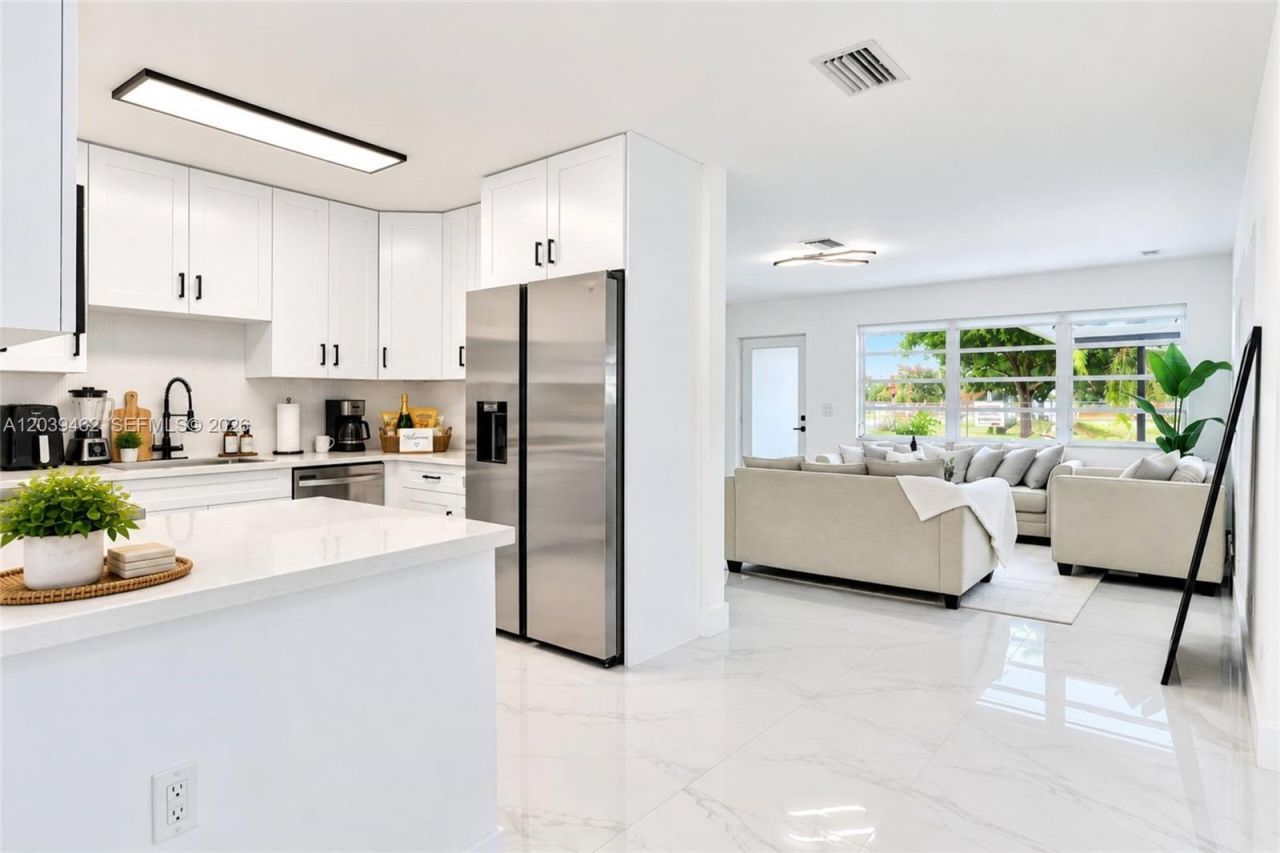 1220 NE 8 St, Pompano Beach, FL 33060 Photo