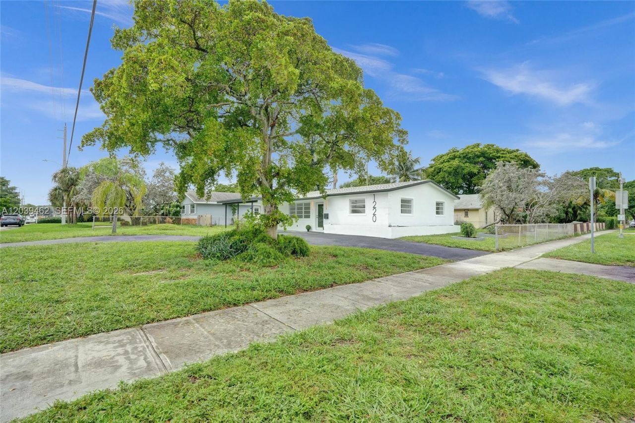 1220 NE 8 St , Pompano Beach, FL 33060 Photo