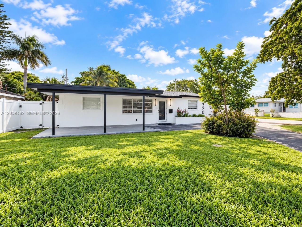 1220 NE 8 St, Pompano Beach, FL 33060 Photo