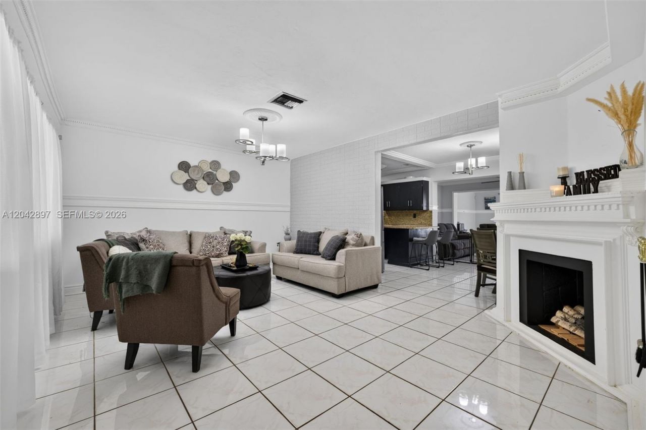 7551 Indigo St , Miramar, FL 33023 Photo