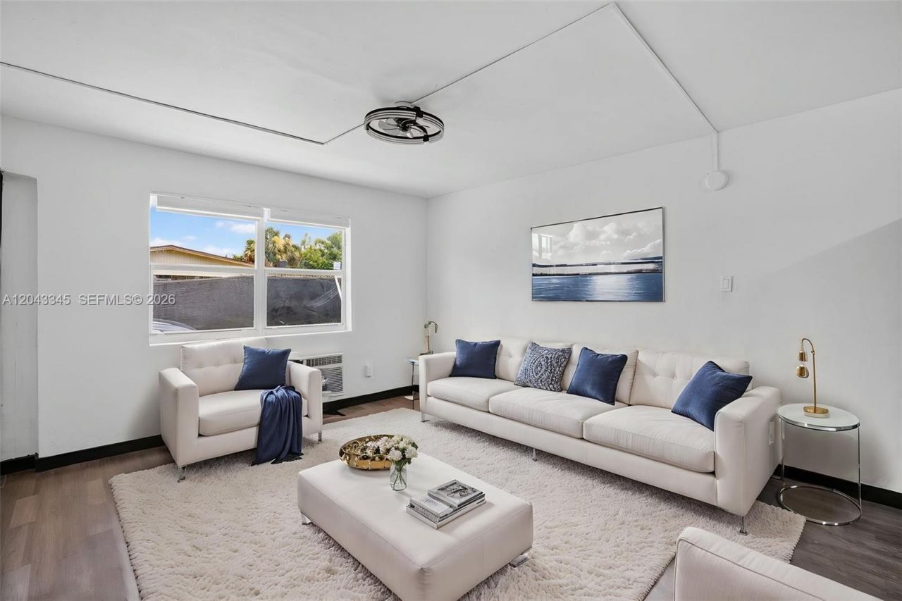 636 NW 14th Ter, Unit 636, Fort Lauderdale, FL 33311 Photo