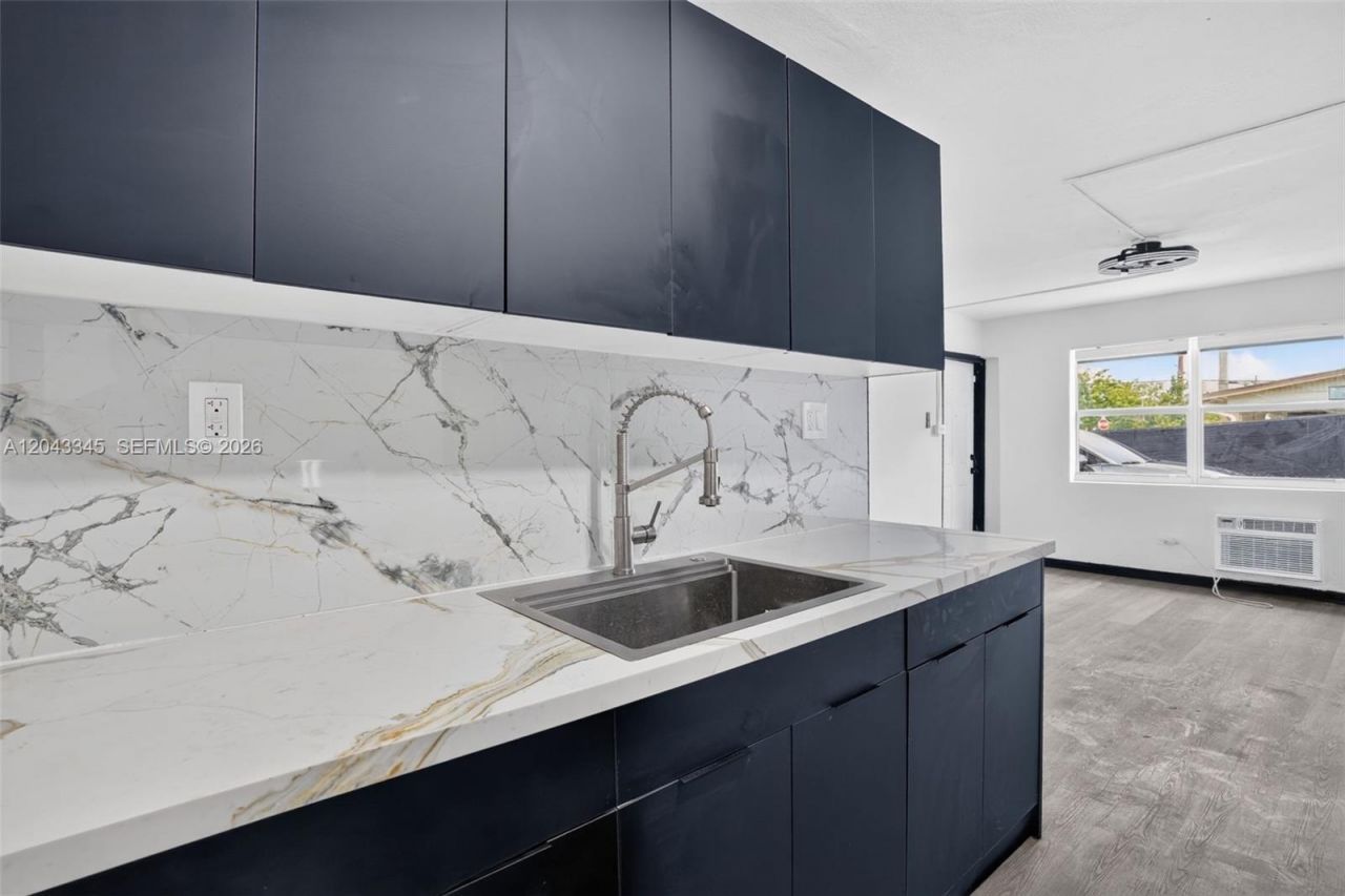 636 NW 14th Ter, Unit 636, Fort Lauderdale, FL 33311 Photo