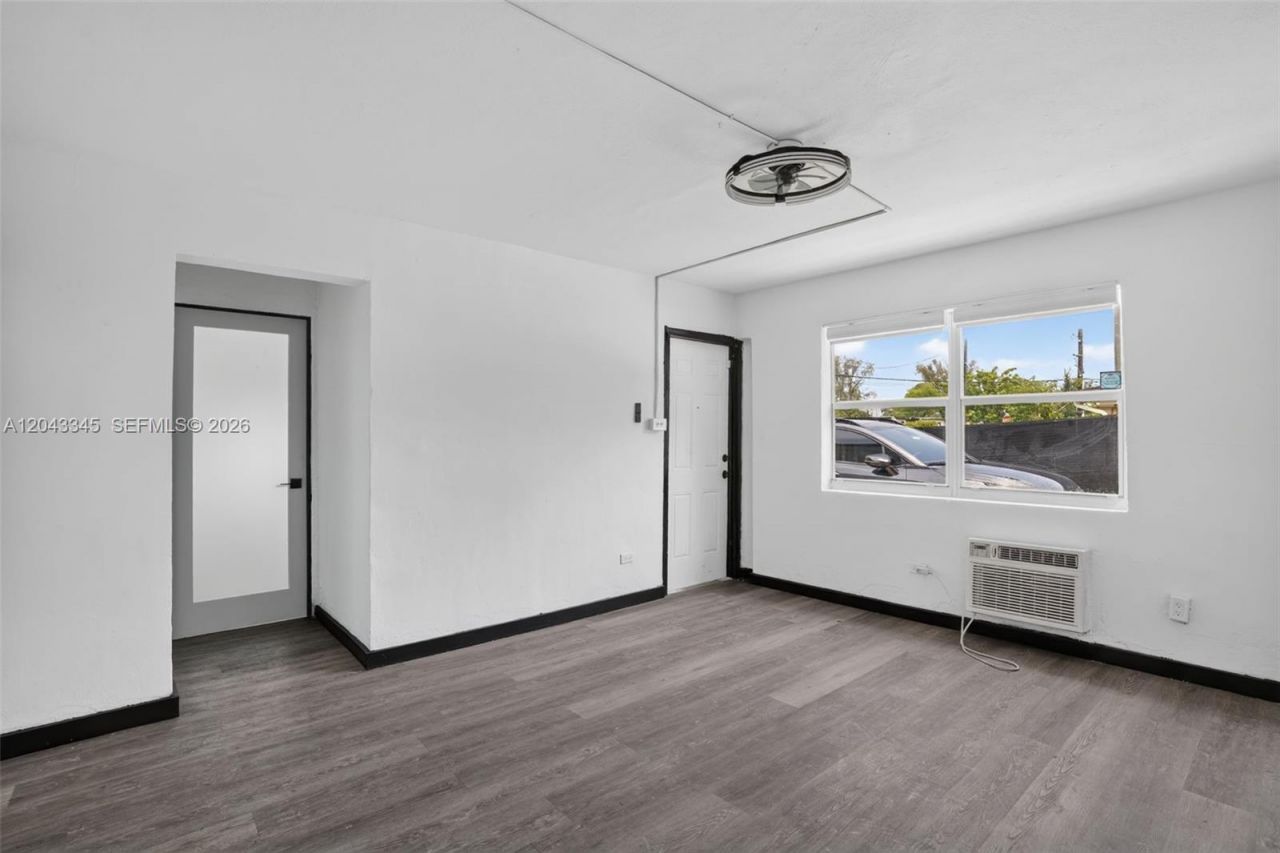 636 NW 14th Ter, Unit 636, Fort Lauderdale, FL 33311 Photo