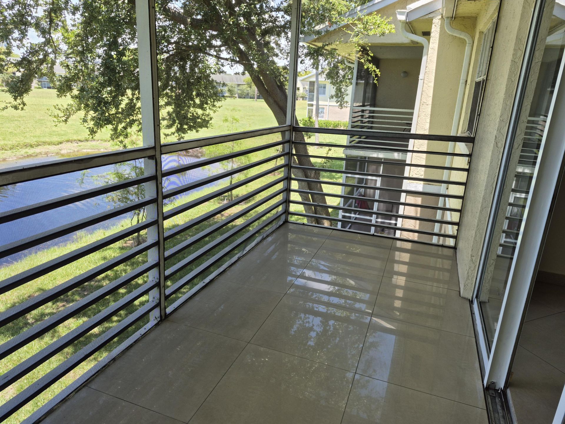 2823 N Course Drive, Unit 205, Pompano Beach, FL 33069 Photo