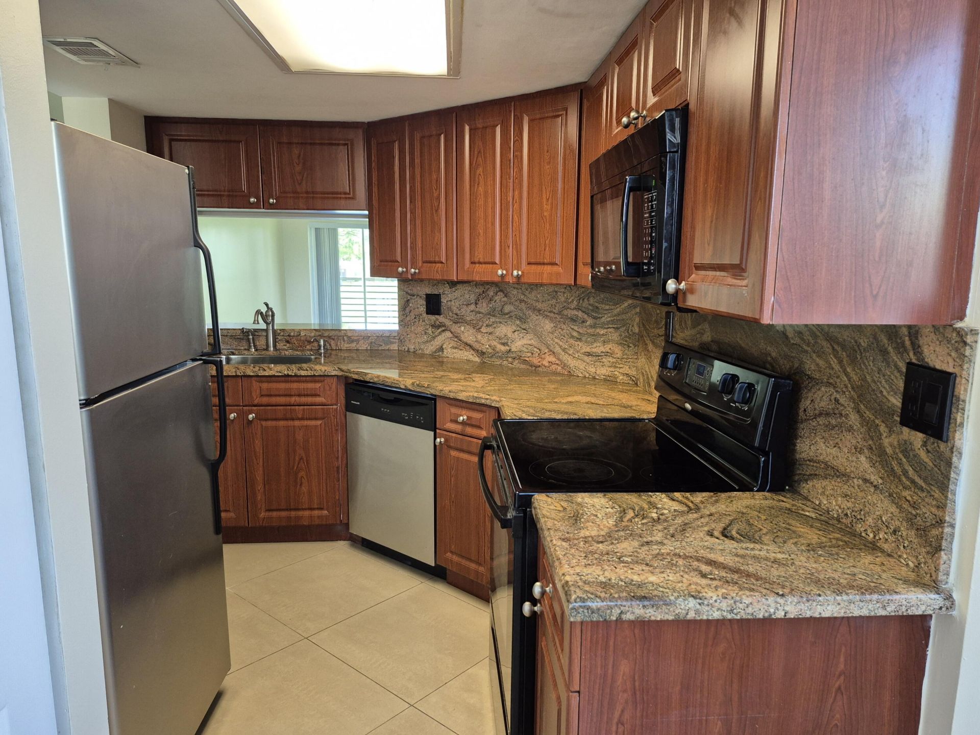 2823 N Course Drive, Unit 205, Pompano Beach, FL 33069 Photo