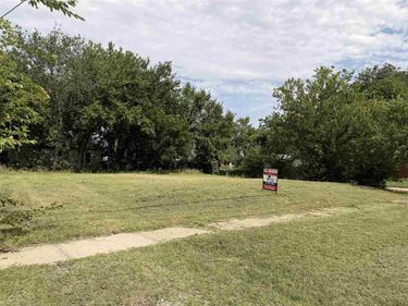 502 SW H Ave, Lawton, OK 73501