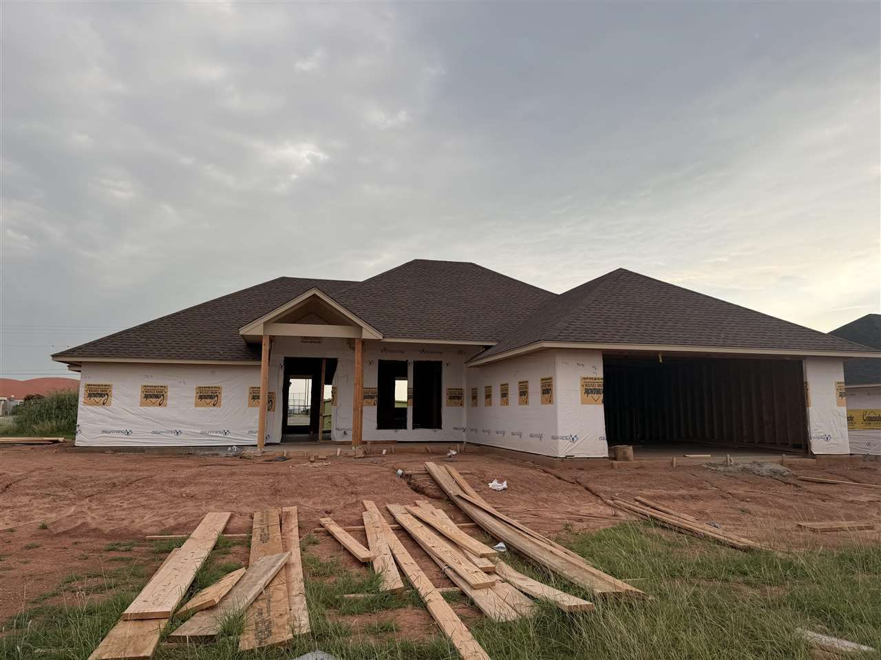 200 Meadowlark Ln, Geronimo, OK 73543 Main Photo