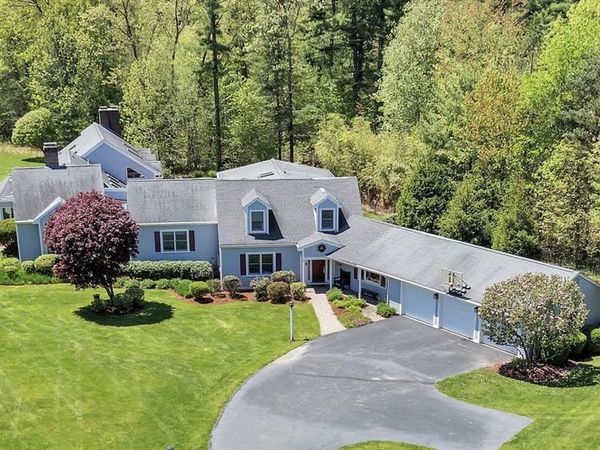 123 Farm Street, Dover, MA 02030