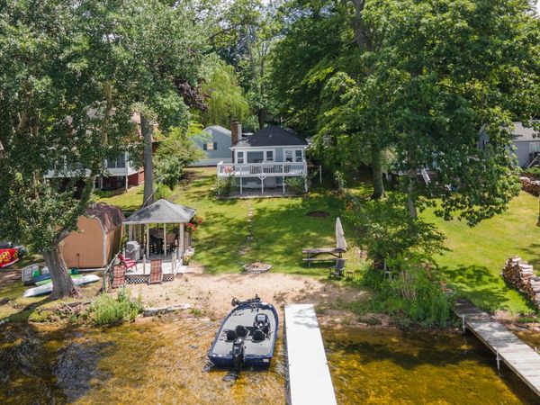 1153 Wall Lake Drive, Delton, MI 49046