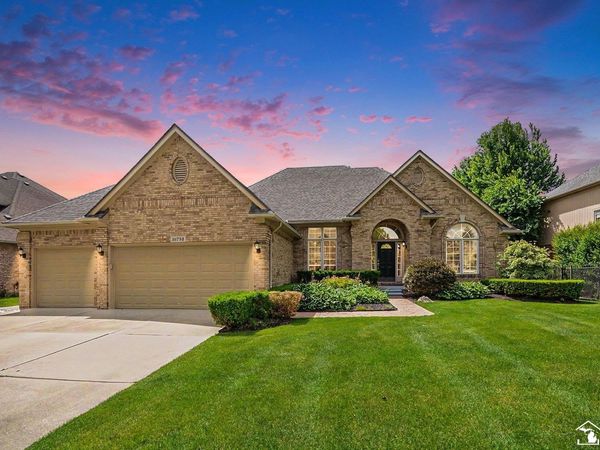 16732 English Garden Drive, Macomb, MI 00000