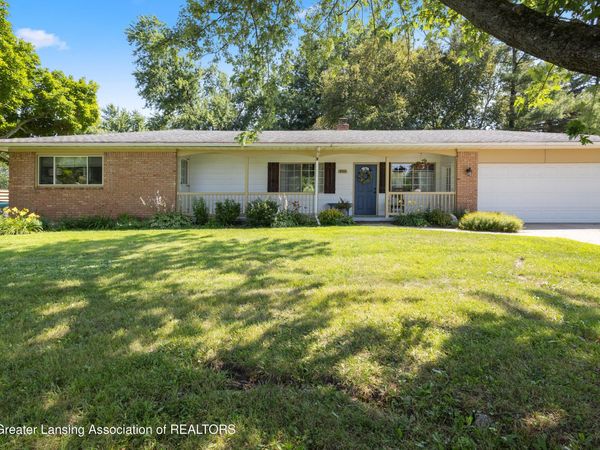4910 E Saint Joe Highway, Grand Ledge, MI 48837