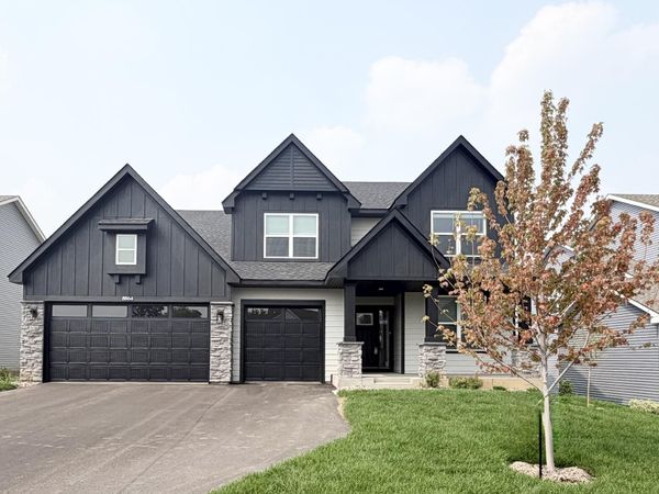 8864 Binder Way, Woodbury, MN 55129