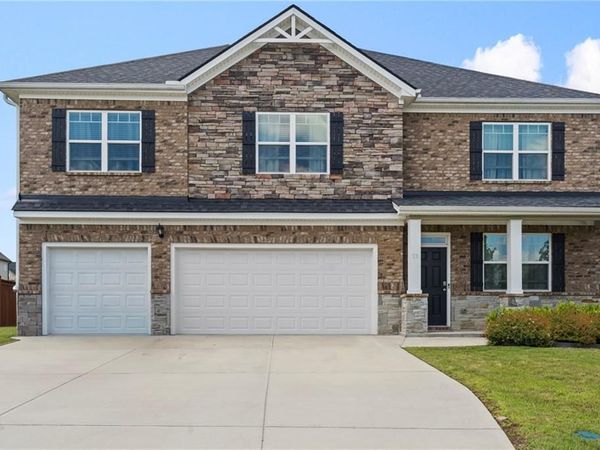 73 Eagles Perch Road, Loganville, GA 30052