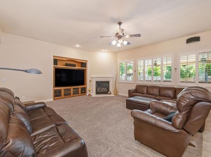 1655 Tibessart Ct, Folsom, CA 95630 Photo