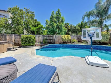 1655 Tibessart Ct, Folsom, CA 95630 Photo