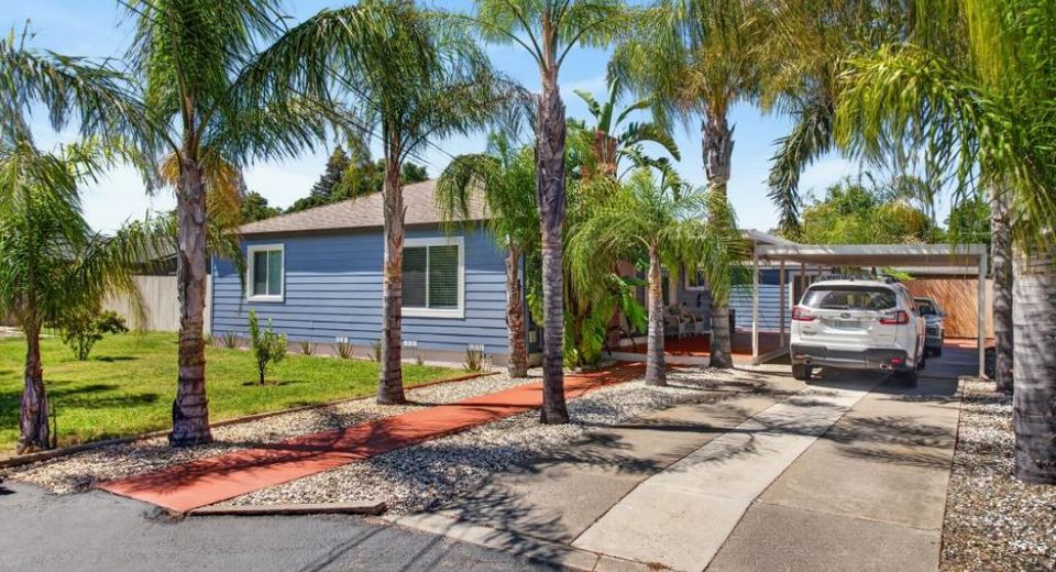 821 Park Rd, Sacramento, CA 95838 Photo