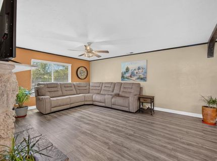 821 Park Rd, Sacramento, CA 95838 Photo