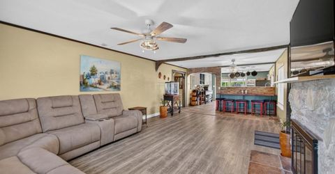 821 Park Rd, Sacramento, CA 95838 Photo