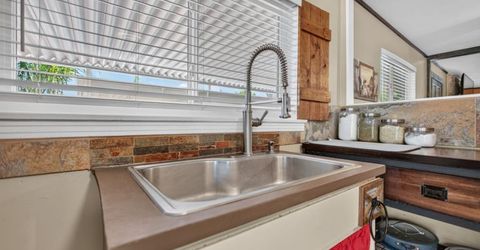 821 Park Rd, Sacramento, CA 95838 Photo