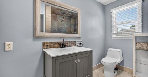 821 Park Rd, Sacramento, CA 95838 Photo