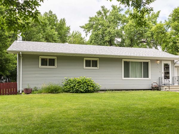 1620 19TH Street NW, East Grand Forks, MN 56721