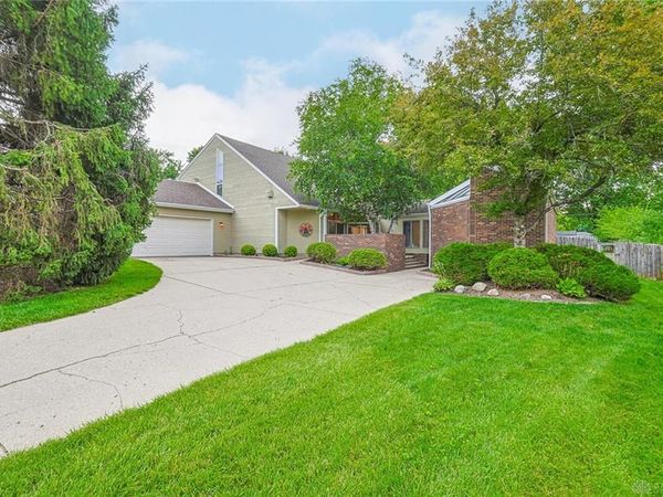 9040 S Normandy Lane, Washington TWP, OH 45458