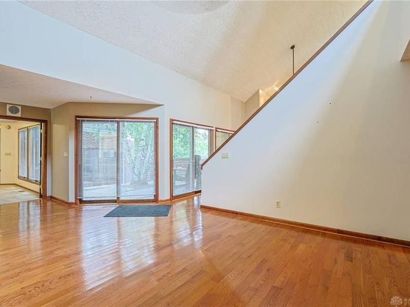 9040 S Normandy Lane, Washington Township, OH 45458 Photo 13