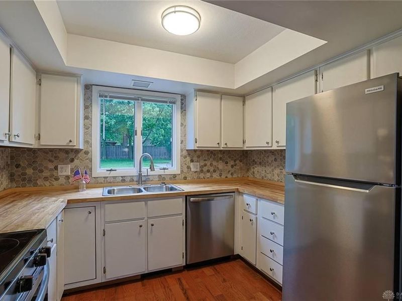 9040 S Normandy Lane, Washington Township, OH 45458 Photo 17