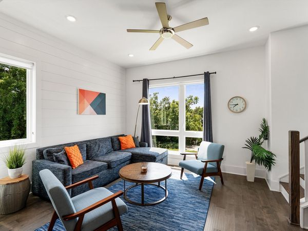 814 Vibe Pl , Nashville, TN 37216