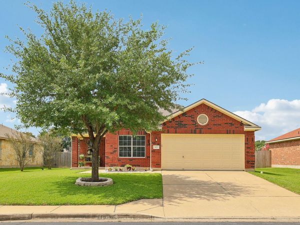 102 Thompson TRL, Bastrop, TX 78602