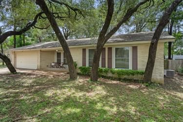 13008 Sherbourne St, Austin, TX 78729 Main Photo