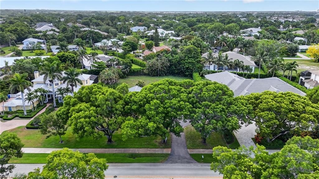 1608 Crayton Rd, Naples, FL 34102 Photo
