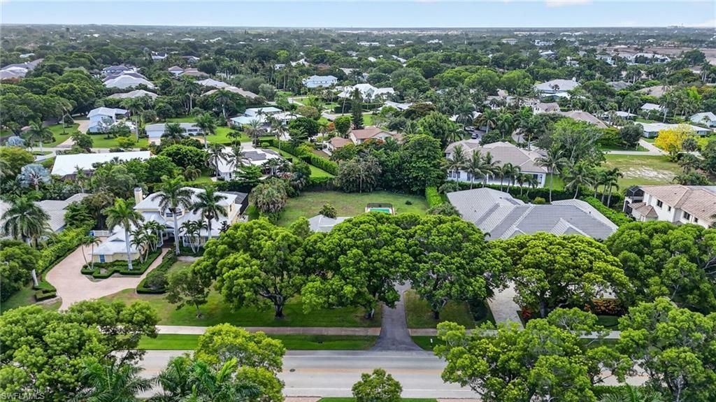 1608 Crayton Rd, Naples, FL 34102 Photo