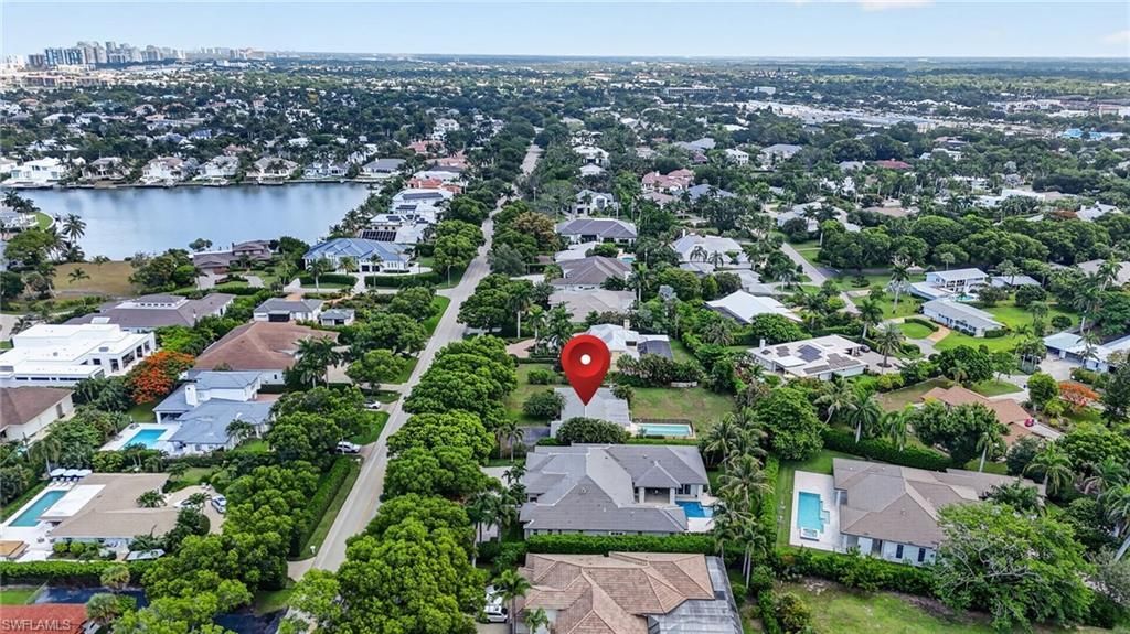 1608 Crayton Rd, Naples, FL 34102 Photo