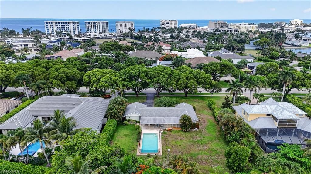 1608 Crayton Rd, Naples, FL 34102 Photo
