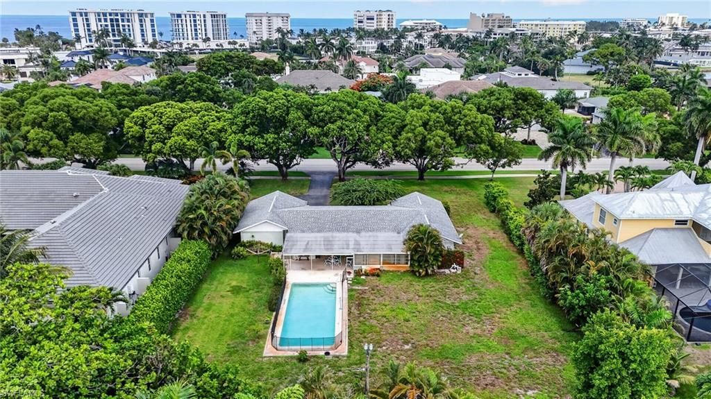 1608 Crayton Rd, Naples, FL 34102 Photo