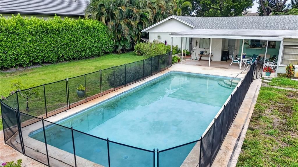 1608 Crayton Rd, Naples, FL 34102 Photo