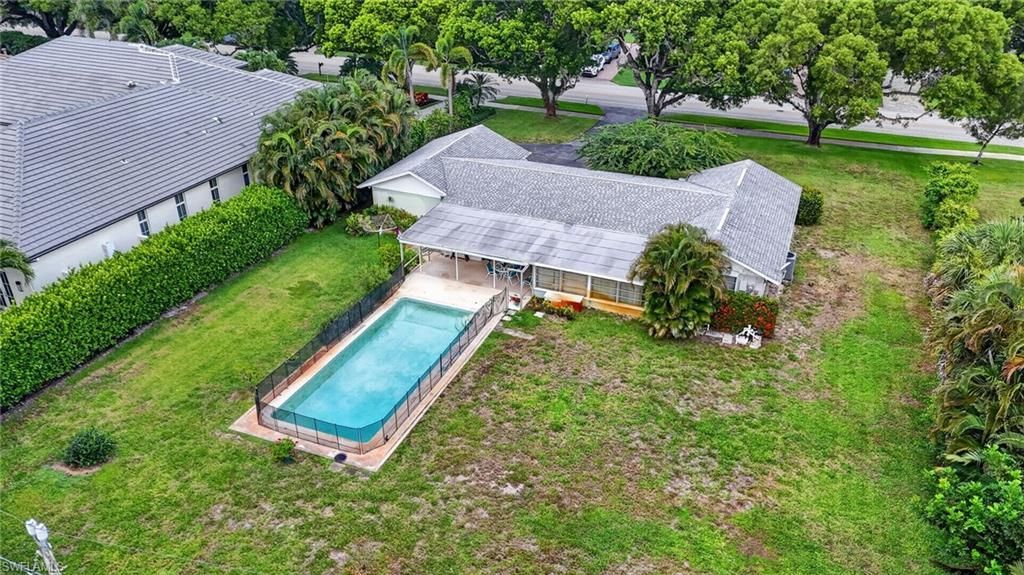 1608 Crayton Rd, Naples, FL 34102 Photo