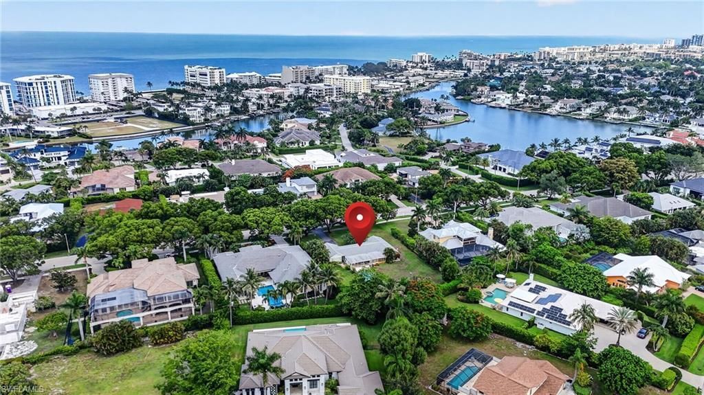 1608 Crayton Rd, Naples, FL 34102 Photo
