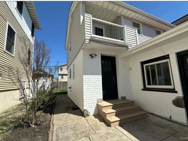 527 W Market Street W, Unit Left Side, Long Beach, NY 11561